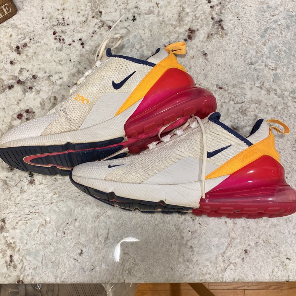 Nike AirMax 270 white/pink/orange